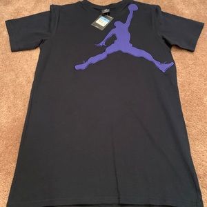 Jordan “jumbo jump man” shirt size medium